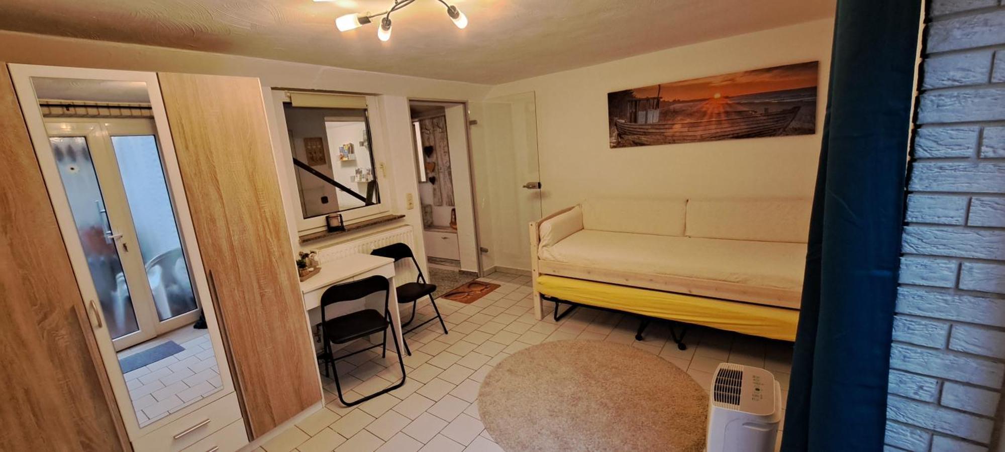 Private 1-2,5 -Zimmer-Wohnung Mit Terrasse Цюльпих Экстерьер фото