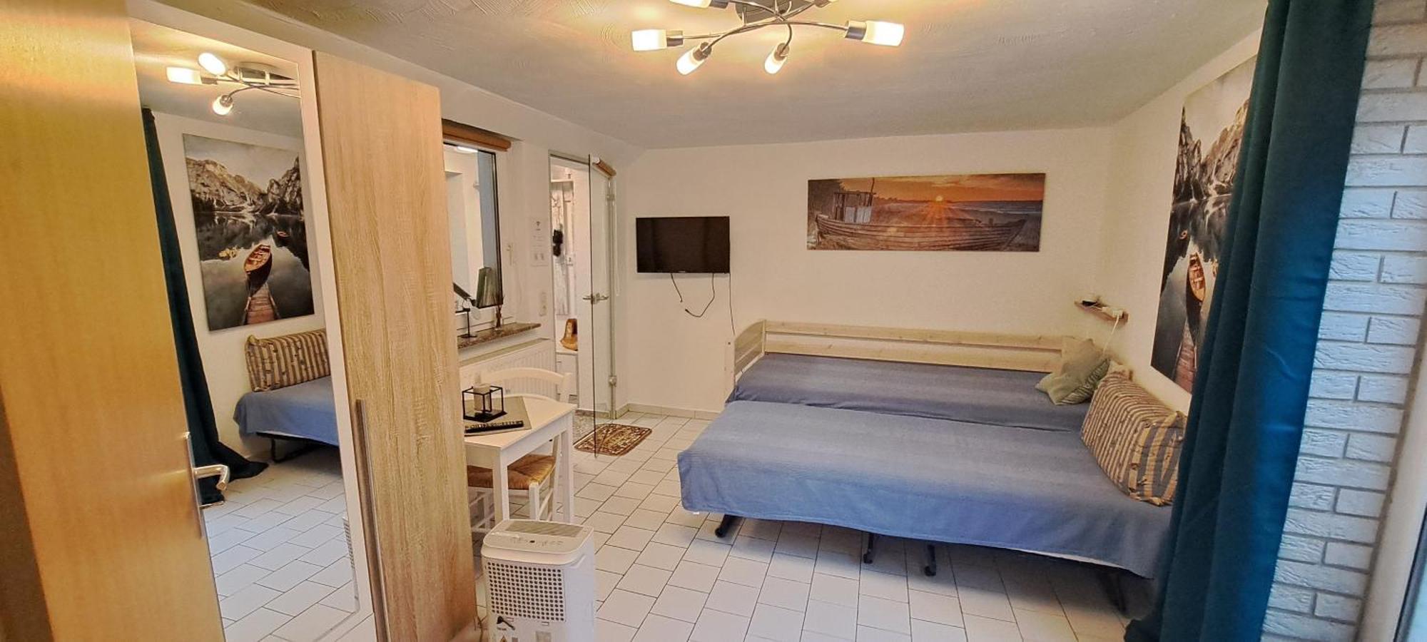 Private 1-2,5 -Zimmer-Wohnung Mit Terrasse Цюльпих Экстерьер фото