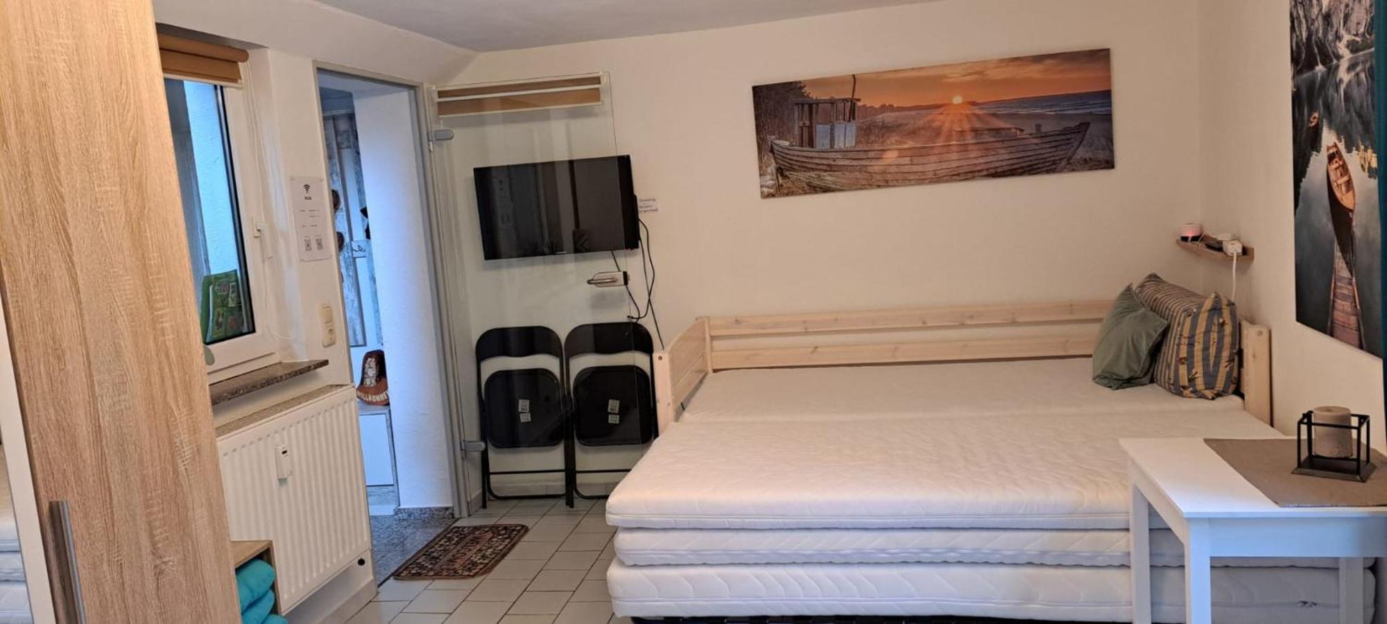 Private 1-2,5 -Zimmer-Wohnung Mit Terrasse Цюльпих Экстерьер фото