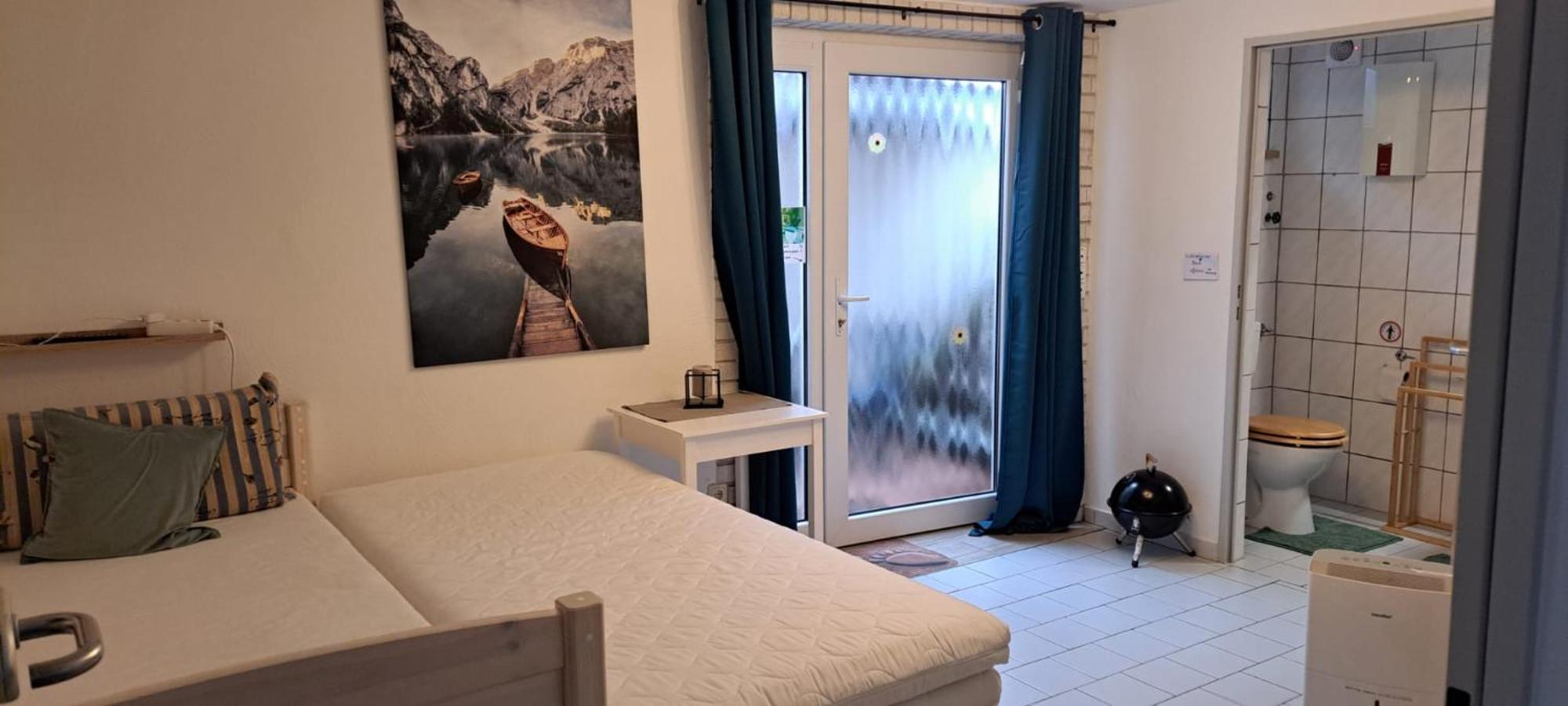 Private 1-2,5 -Zimmer-Wohnung Mit Terrasse Цюльпих Экстерьер фото